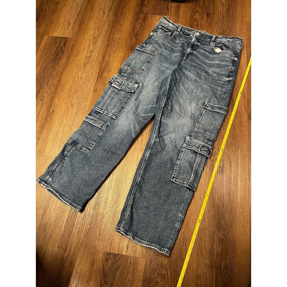 American Eagle Unisex Cargo Straight Leg Jeans